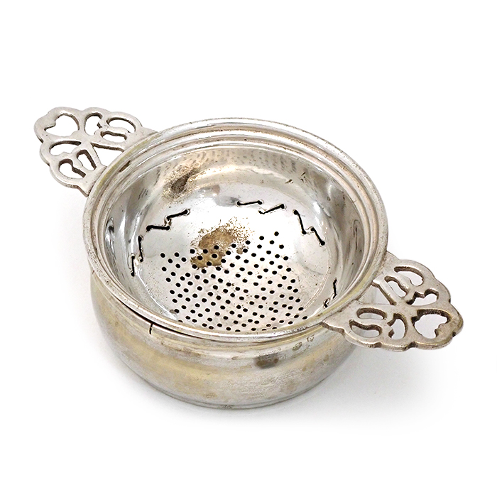 ティーストレーナー 両手 受け皿付き 茶こし 茶漉し シルバーカラー